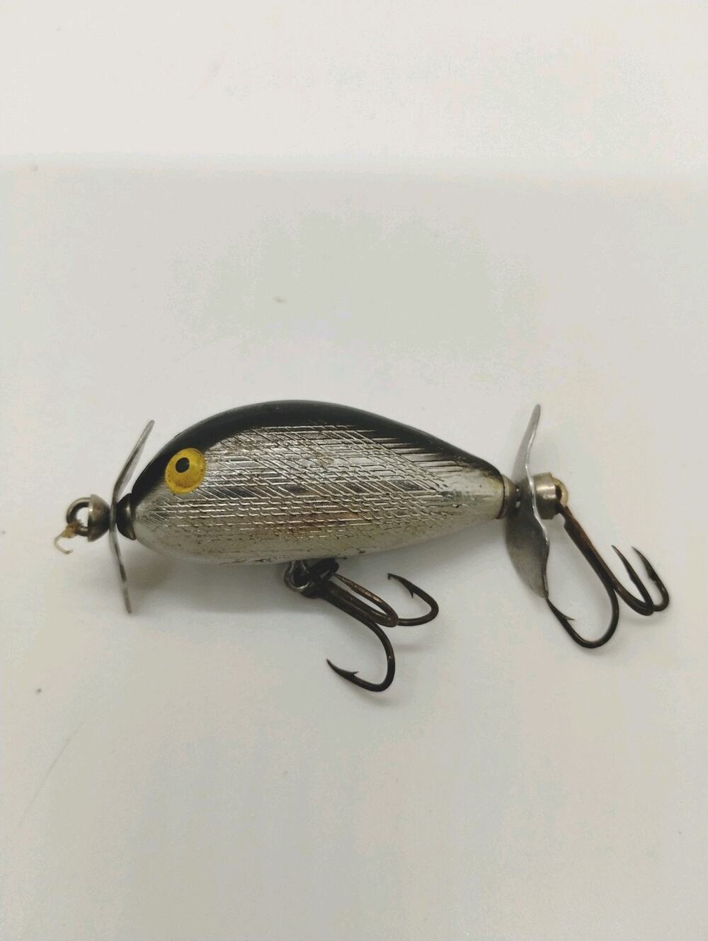 Vintage Rebel Humpback Double Prop Topwater Fishing Lure